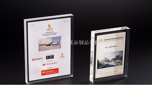 亞克力標牌